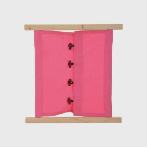 Dressing Frame – Wooden Buttons & Elastic